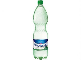 woda mineralna gazowana 1,5l Nałęczowianka plastikowa butelka, 6 szt./zgrz.Koszt transportu - zobacz szczegóły